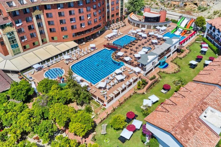 Noxinn Hotels Club Ultra All Inclusive Konaklı Buitenkant foto