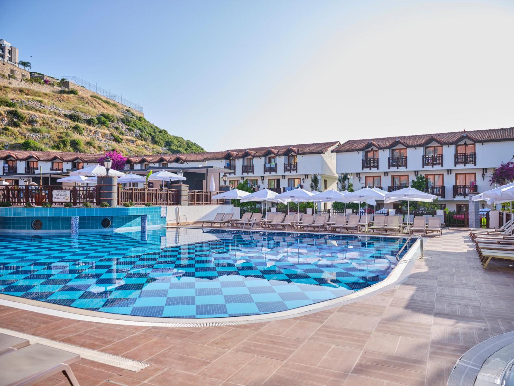 Noxinn Hotels Club Ultra All Inclusive Konaklı Buitenkant foto