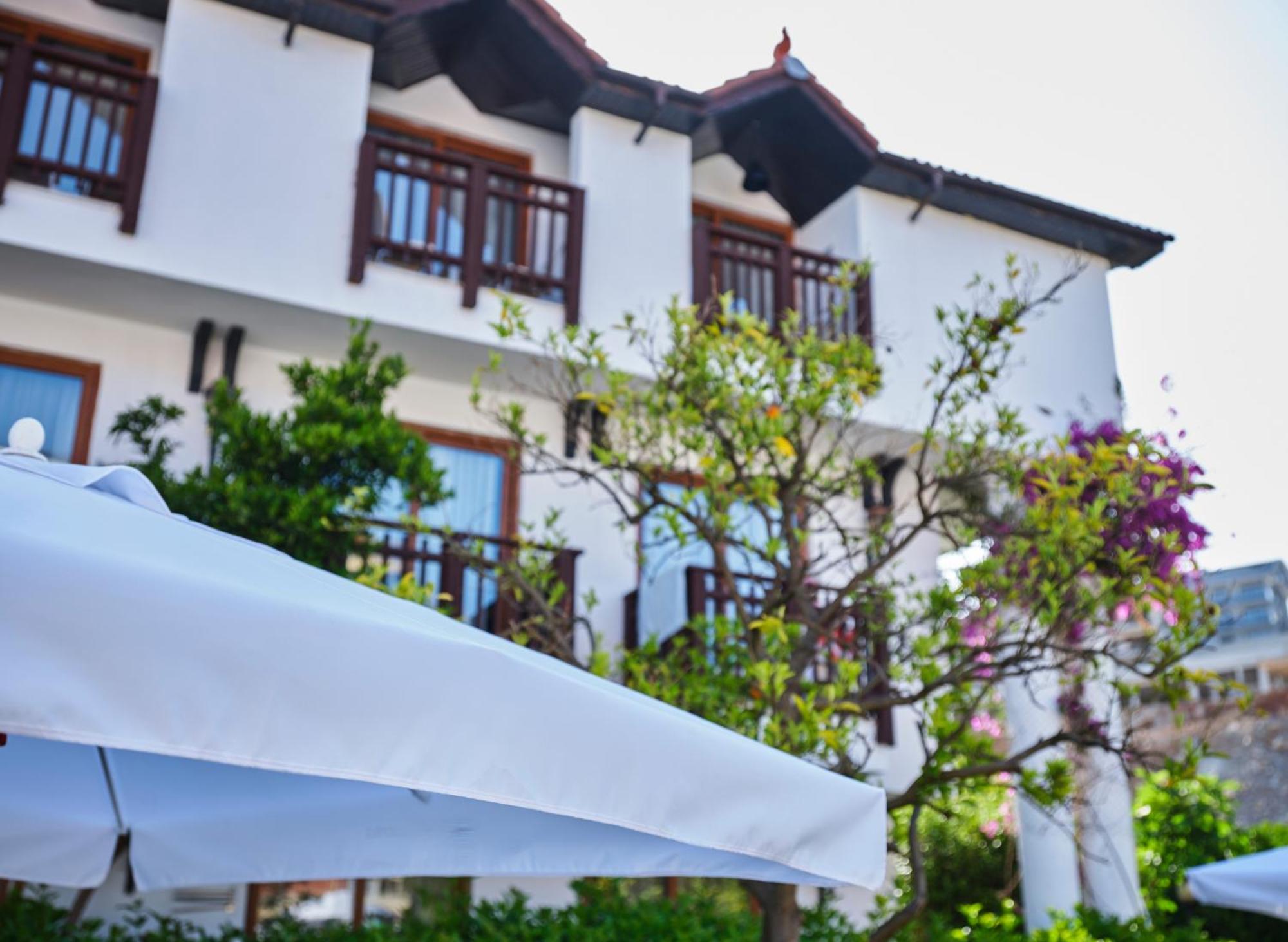 Noxinn Hotels Club Ultra All Inclusive Konaklı Buitenkant foto